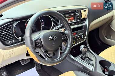 Седан Kia Optima 2013 в Харькове