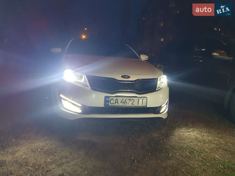 Седан Kia Optima 2013 в Черкасах