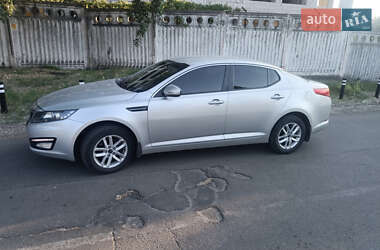 Седан Kia Optima 2011 в Києві