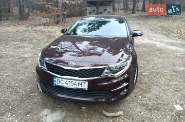 Седан Kia Optima 2015 в Львове