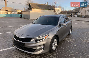 Седан Kia Optima 2016 в Кременчуці