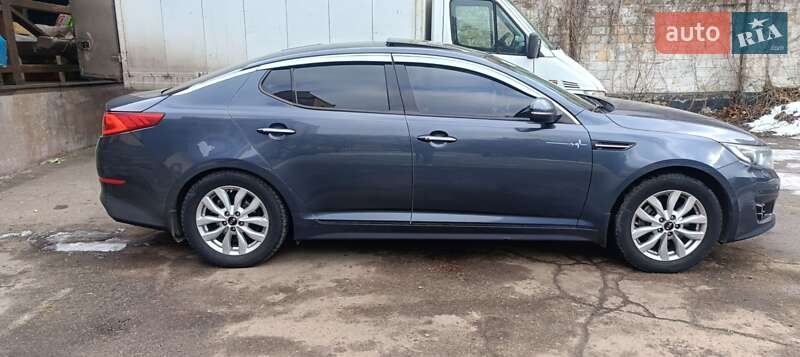 Седан Kia Optima 2014 в Киеве
