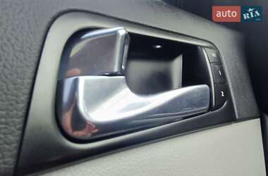 Седан Kia Optima 2014 в Киеве