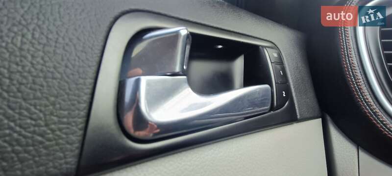 Седан Kia Optima 2014 в Киеве