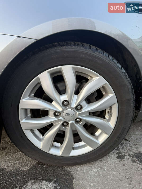 Седан Kia Optima 2014 в Харкові