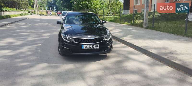 Седан Kia Optima 2016 в Хмельницком