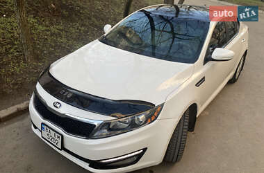 Седан Kia Optima 2013 в Кропивницком