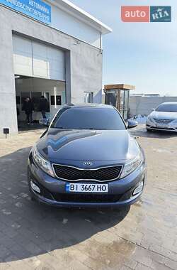 Седан Kia Optima 2014 в Новій Водолагі