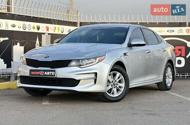 Седан Kia Optima 2016 в Києві