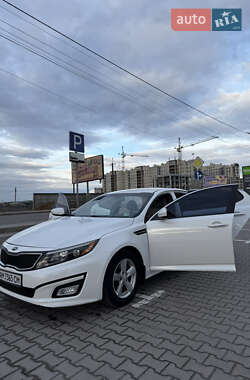 Седан Kia Optima 2014 в Киеве