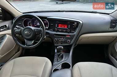 Седан Kia Optima 2014 в 