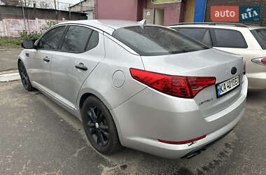 Седан Kia Optima 2013 в 