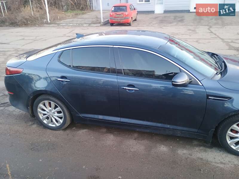 Седан Kia Optima 2015 в Чернигове