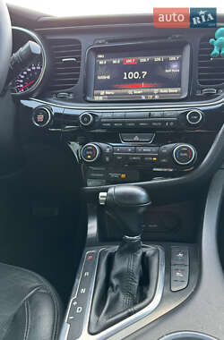 Седан Kia Optima 2014 в 