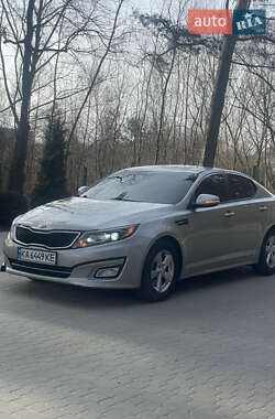 Седан Kia Optima 2015 в 