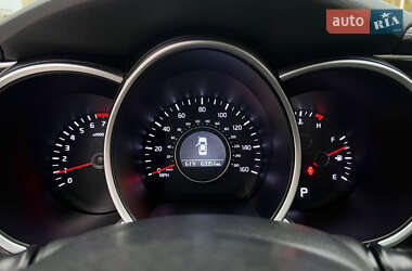 Седан Kia Optima 2014 в 