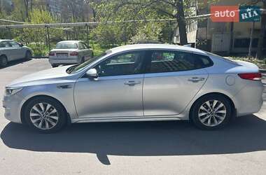Седан Kia Optima 2016 в 