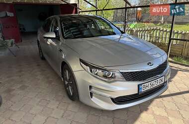 Седан Kia Optima 2016 в 