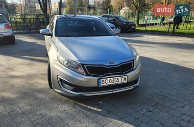 Седан Kia Optima 2012 в 