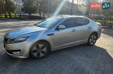 Седан Kia Optima 2012 в 