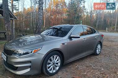 Седан Kia Optima 2016 в Полонному