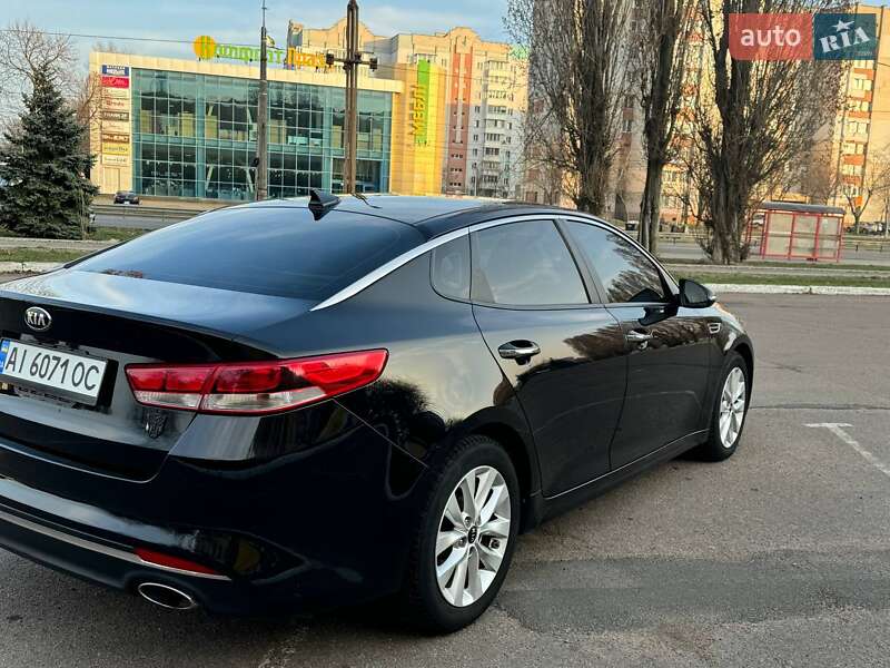 Седан Kia Optima 2016 в Черкасах