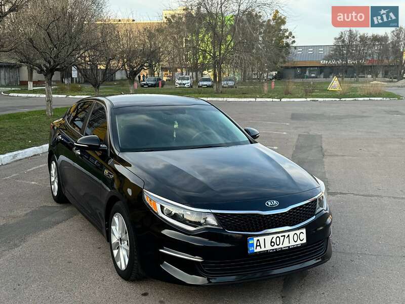 Седан Kia Optima 2016 в Черкасах