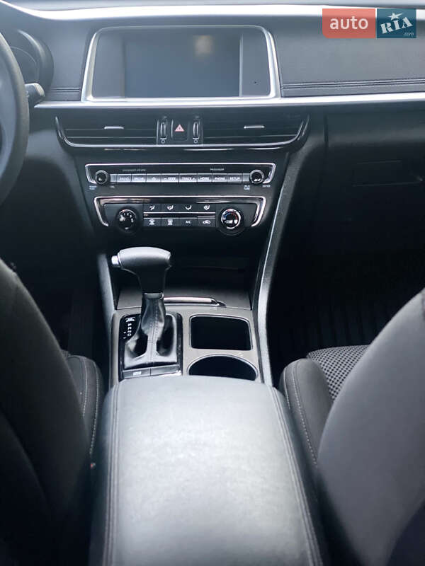 Седан Kia Optima 2019 в Виннице