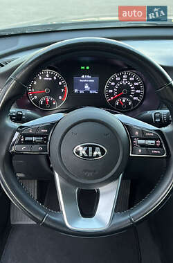 Седан Kia Optima 2018 в 