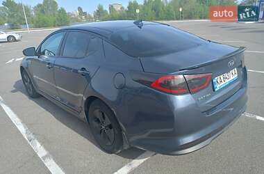 Седан Kia Optima 2014 в 