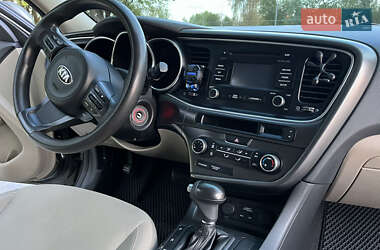 Седан Kia Optima 2013 в 