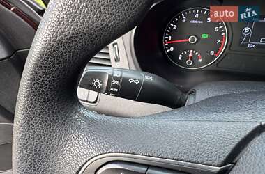 Седан Kia Optima 2016 в 