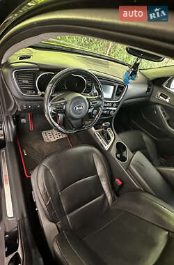 Седан Kia Optima 2014 в 