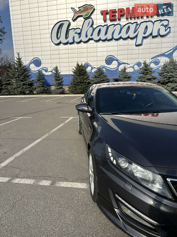Седан Kia Optima 2011 в Броварах