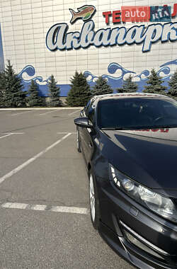 Седан Kia Optima 2011 в 