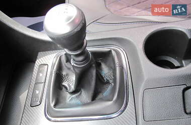 Седан Kia Optima 2012 в 