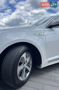 Седан Kia Optima 2014 в 