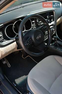 Седан Kia Optima 2014 в 