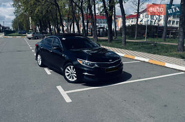 Седан Kia Optima 2016 в 