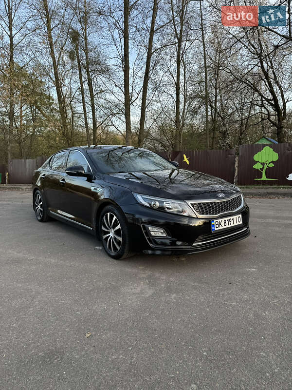 Седан Kia Optima 2014 в Ровно