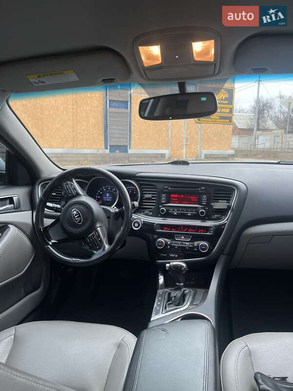Седан Kia Optima 2014 в Харькове