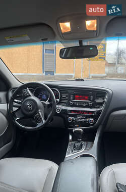 Седан Kia Optima 2014 в 