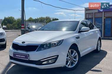 Седан Kia Optima 2013 в Одесі