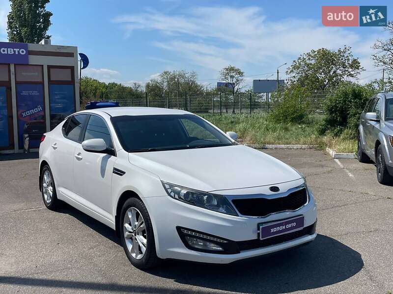 Седан Kia Optima 2013 в Одесі