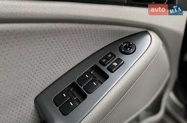Седан Kia Optima 2014 в 