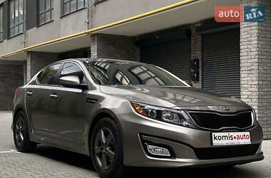 Седан Kia Optima 2014 в 