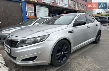 Седан Kia Optima 2013 в Киеве