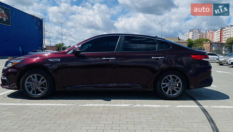 Седан Kia Optima 2019 в Виннице