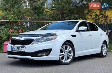 Седан Kia Optima 2012 в Одессе