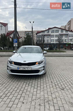 Седан Kia Optima 2017 в Івано-Франківську